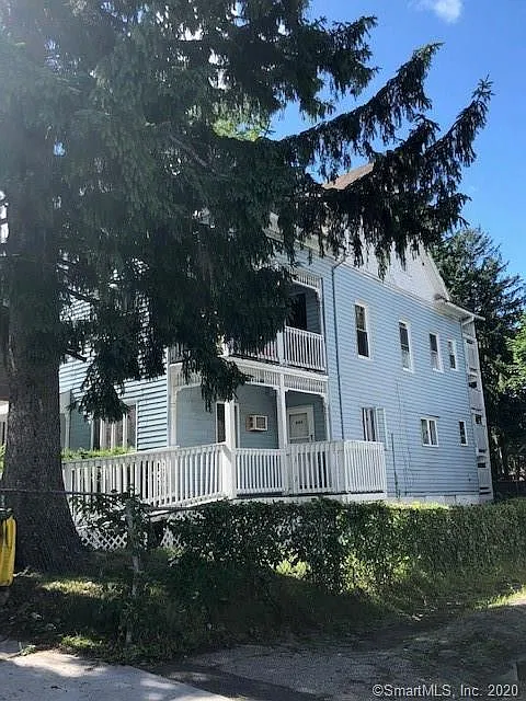 Building Photo 3