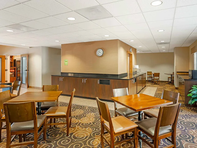 Breakfast Room