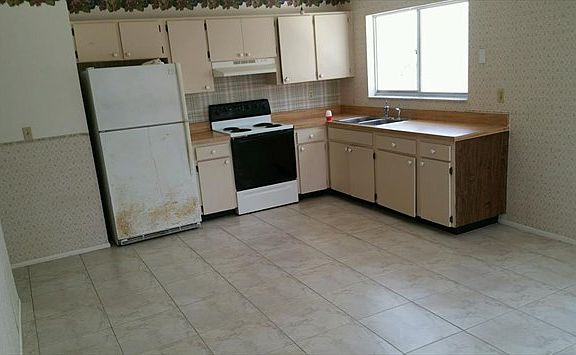 2nd image of 8504 Culebra Ave