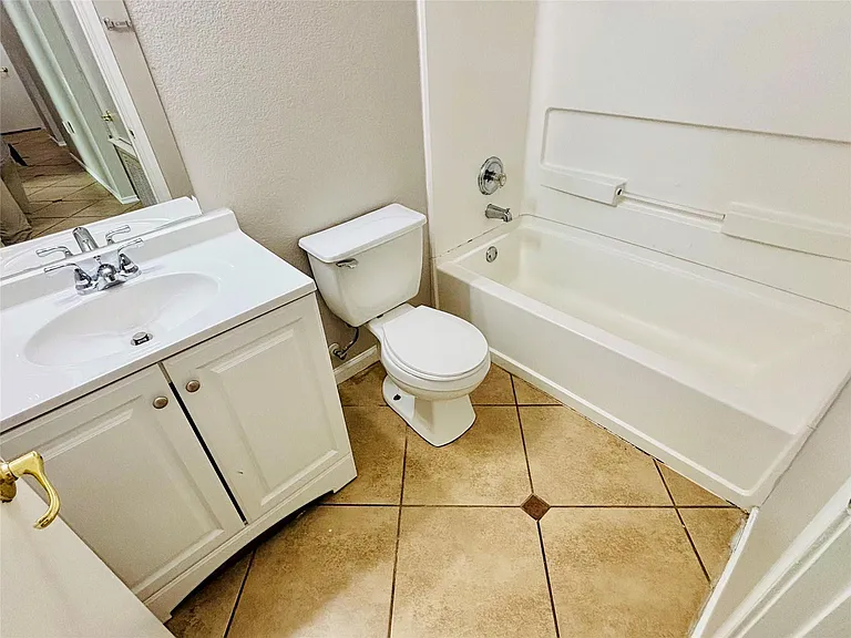 7424 Cayenne Ln — Photo 16
