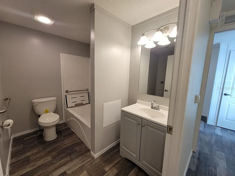 5700 Holiday Park Blvd — Photo 5