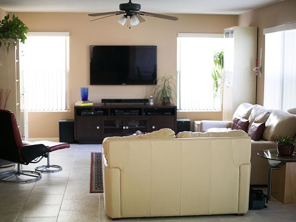 2nd image of 3606 E Potter Dr