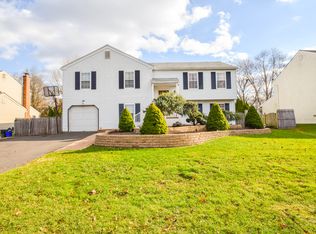 15 Joshua Dr, Richboro, PA 18954
