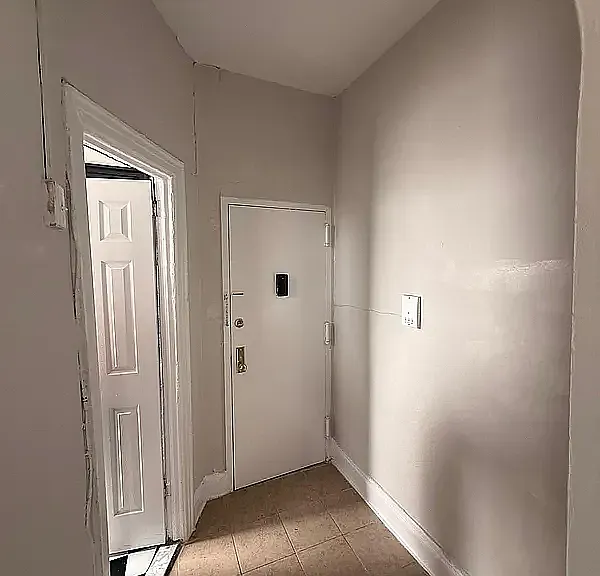 2382 Dean St #13 — Photo 10