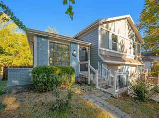 1424 E Haven Ln, Olathe, KS 66062