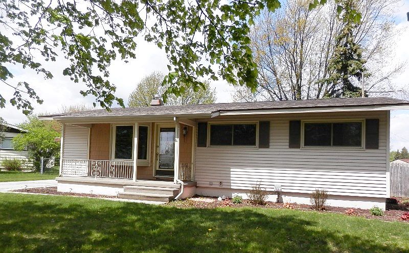 1st image of 3319 Broadmore Dr