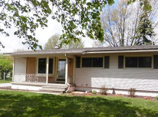 3319 Broadmore Dr, Bay City, MI