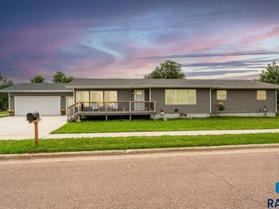 403 S Broadway St, Canton, SD, 57013