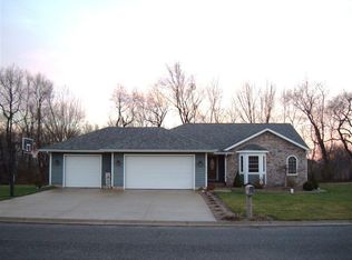 3178 Smithfield Ln, Laporte, IN 46350
