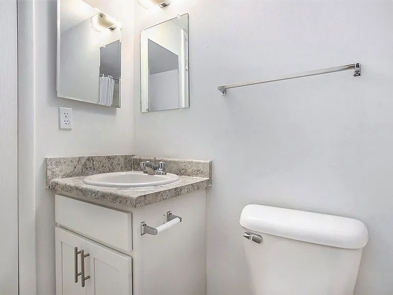 Brookside Apartments — Photo 25