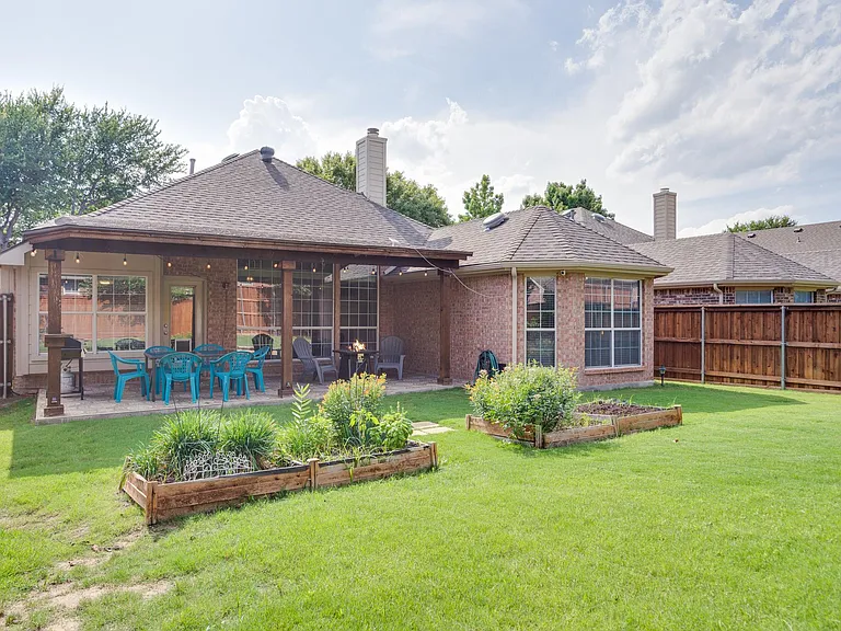2409 Mallard Dr — Photo 40