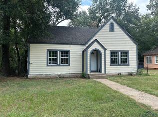 1024 Myrtle St, Kilgore, TX 75662