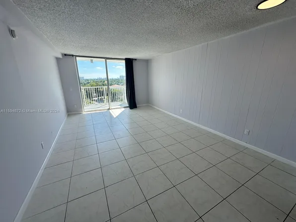 2020 NE 135th St APT 808, North Miami, FL 33181