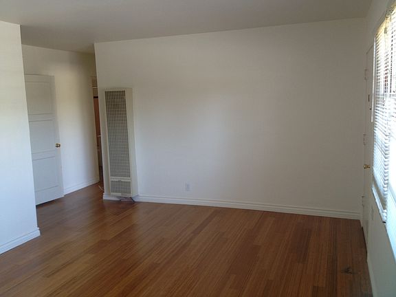 2nd image of 1301 Arizona Ave #1301