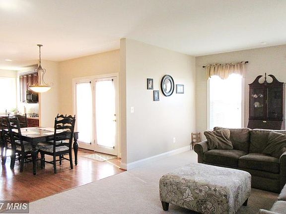 3rd image of 41987 Loker Ct