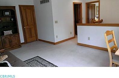 5th image of 549 Westbury Woods Ct