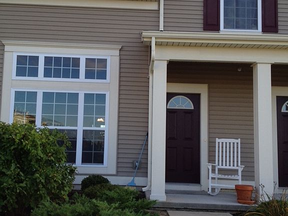 2nd image of 3522 River Run St SW