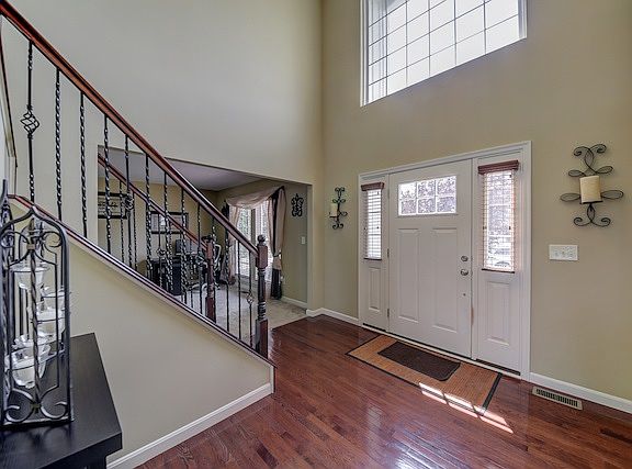 2nd image of 2797 Bentwood Dr