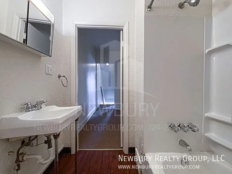 37 Hickory St — Photo 40