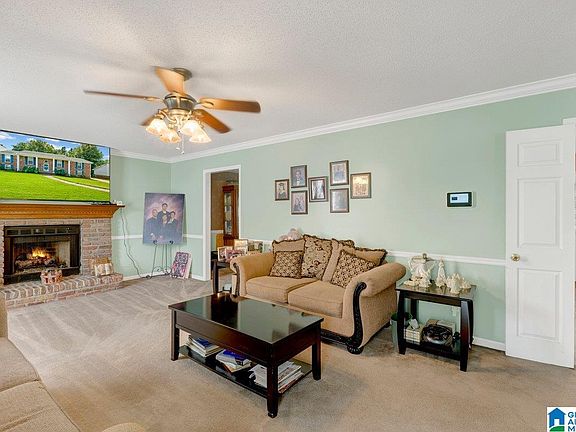 4th image of 1768 Winewood Rd