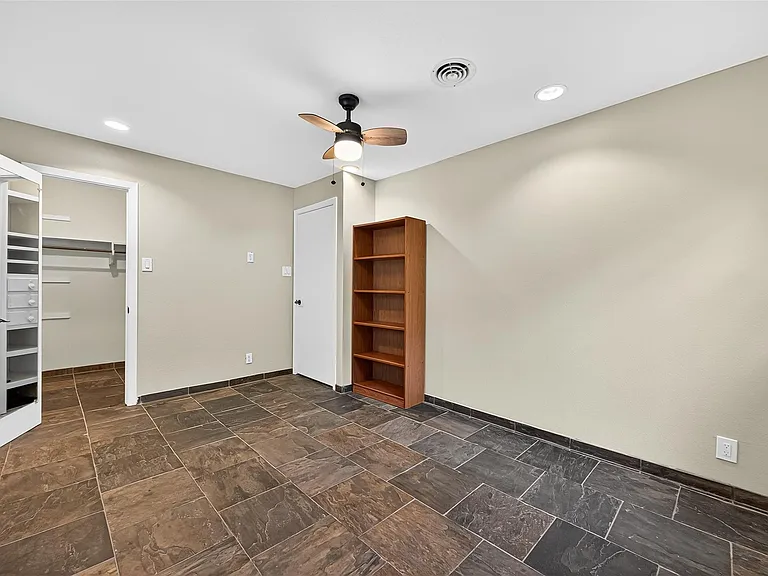 4628 Roseneath Dr #A — Photo 5