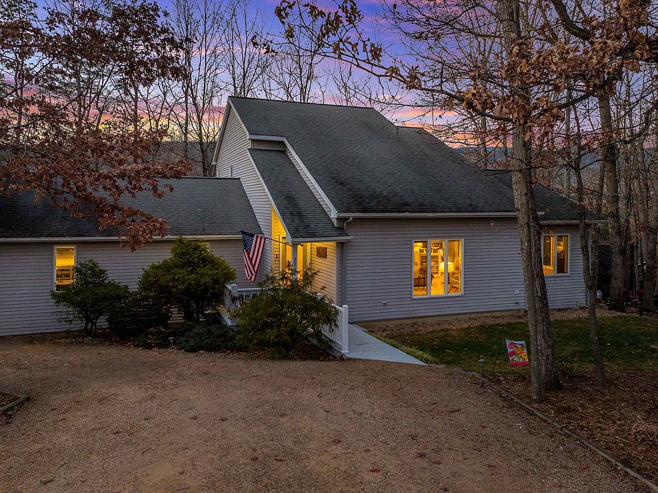1st image of 3073 Lanier Ln
