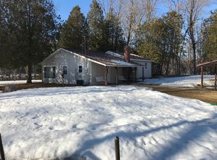 8114 Grand Rd, Evart, MI 49631