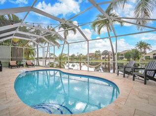 18552 NW 18th St, Hollywood, FL 33029
