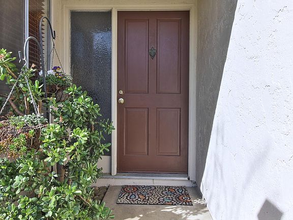 4th image of 15148 Lassen Way