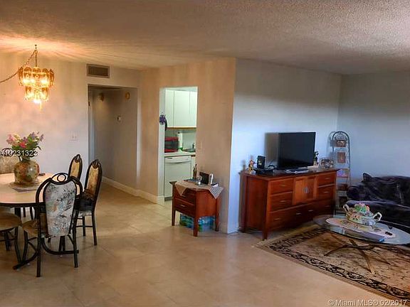 5th image of 1804 Eleuthera Point #F4