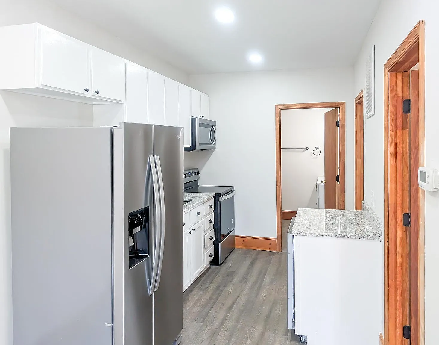 2 bed, 564 sqft, $1,650 — Photo 4