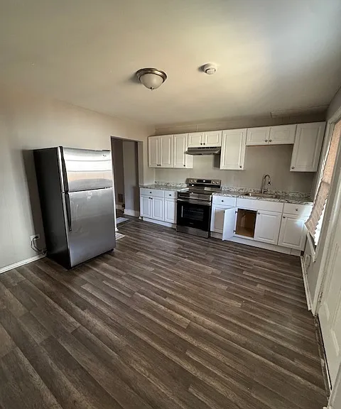 4200 Grace Ct — Photo 6