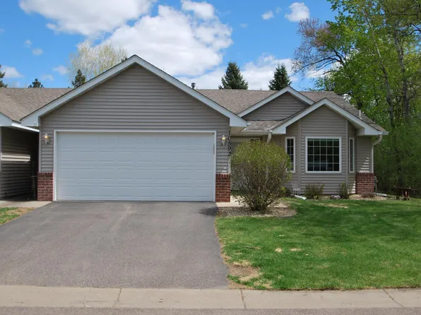 10593 Redwood St NW, Coon Rapids, MN 55433