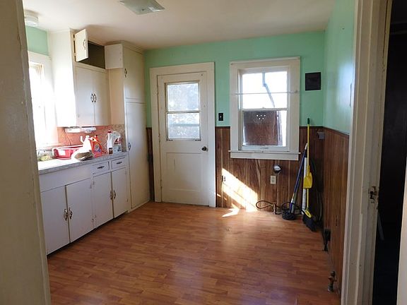 4th image of 1215 W 5th St