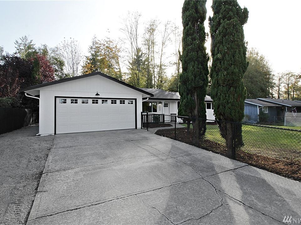 1st image of 3060 Greendale Dr SE