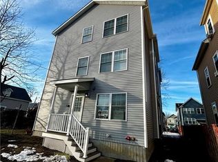 375 Public St #2, Providence, RI 02905