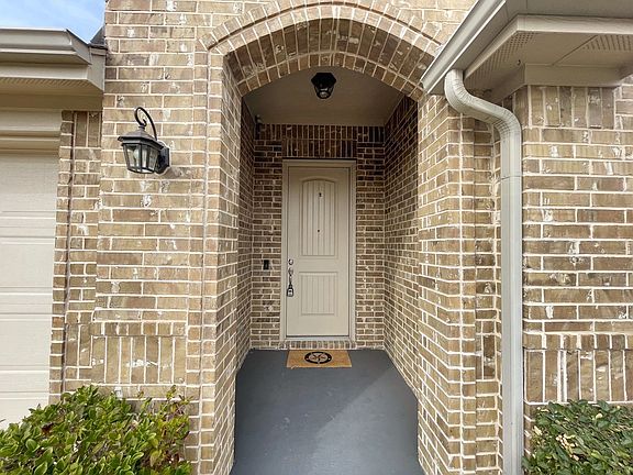 5th image of 2120 Bishop Barrel Ln