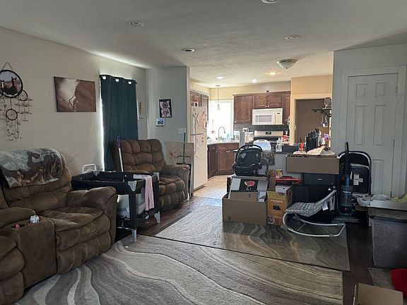 3rd image of 1304 W Thomas Ave