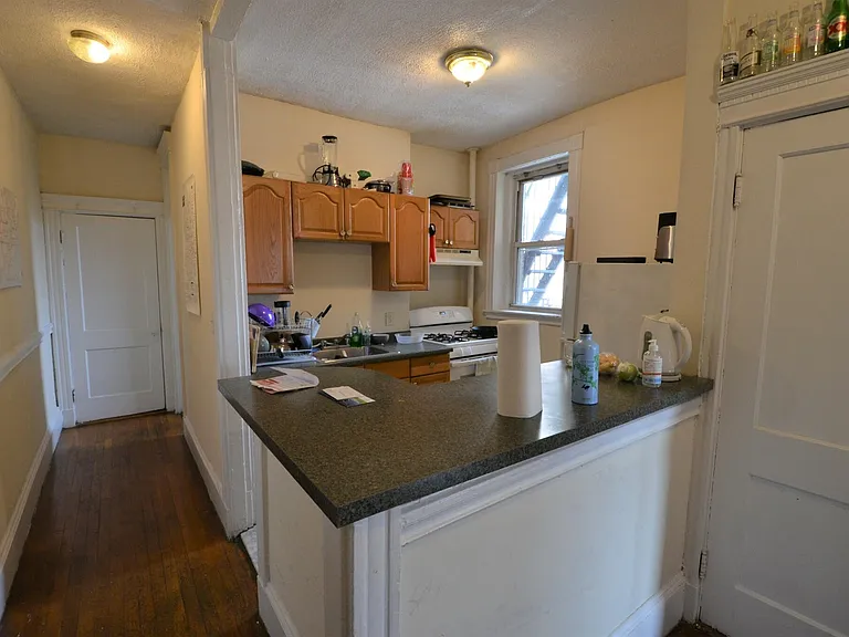 137 Peterborough St #14 — Photo 2