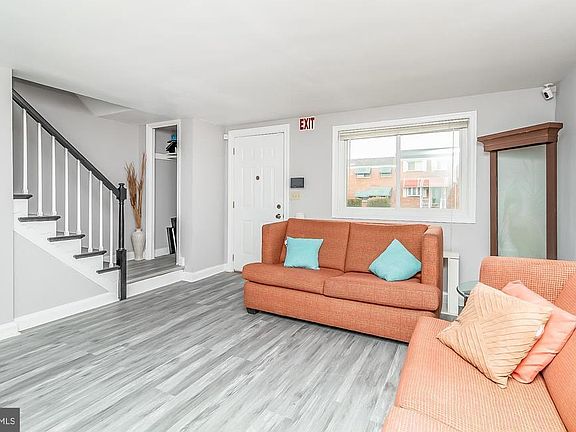 5th image of 4859 Bowland Ave