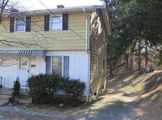 75 Dwight St, Ansonia, CT 06401