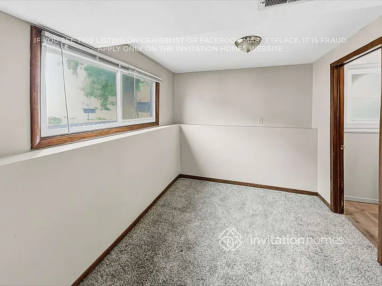 8427 Northern Dr — Photo 10