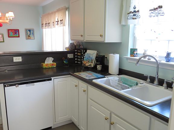 4th image of 5186 Minnesota Drive SE
