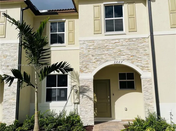 2667 SE 28th Dr, Homestead, FL 33035