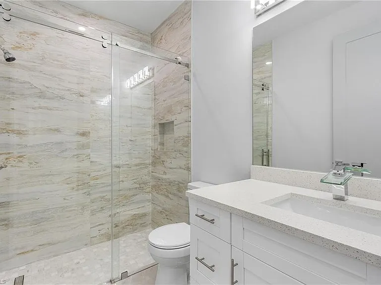 2378 Hunter Blvd #3 — Photo 5