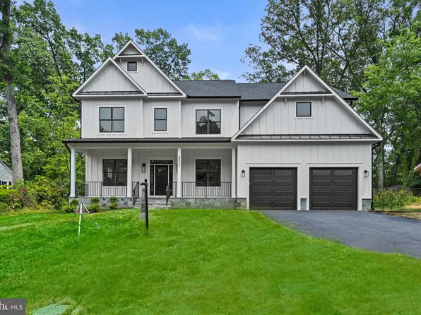 4057 Doveville Ln, Fairfax, VA 22032