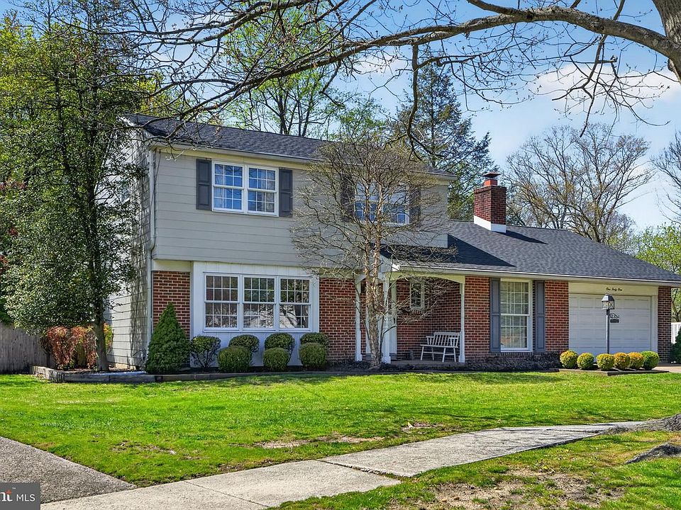 1st image of 141 Parkview Rd