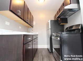 1033 W Loyola Ave APT 1008, Chicago, IL 60626