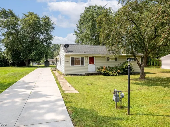4090 Watkins Rd, Barberton, OH 44203