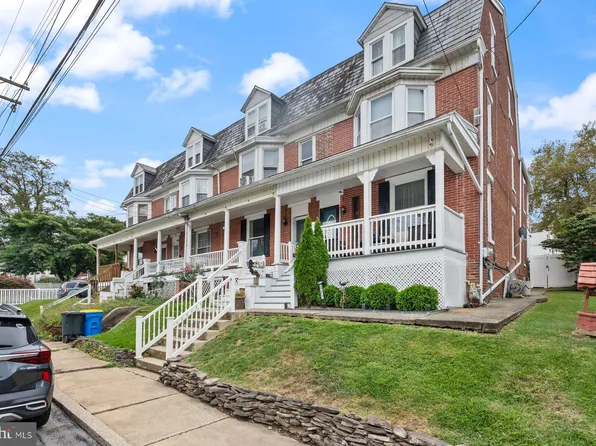 321 Atlantic Ave, Red Lion, PA 17356